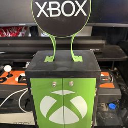 New xbox holder for games