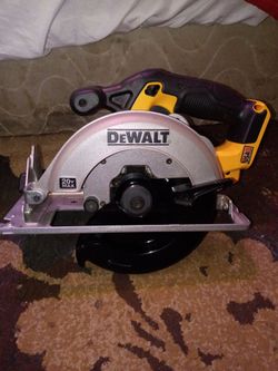 DeWalt 20v Circular Saw - Great Condition