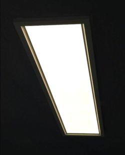 Artika Ultra Thin LED Ceiling Light Working