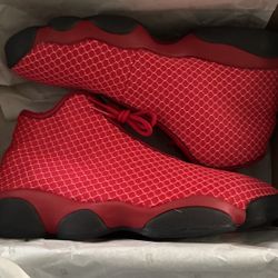 Nike Mens Air Jordon Horizon Gym Red Sneakers