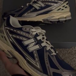 New Balance 1906 Size 8.5