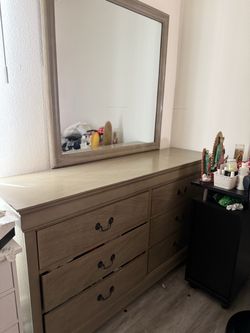 Wardrobe with mirror