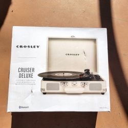 Crosley Cruiser Delux Record Player 