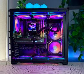 Gaming PC: Ryzen 7800X3D | RTX 5070 | 32GB DDR5