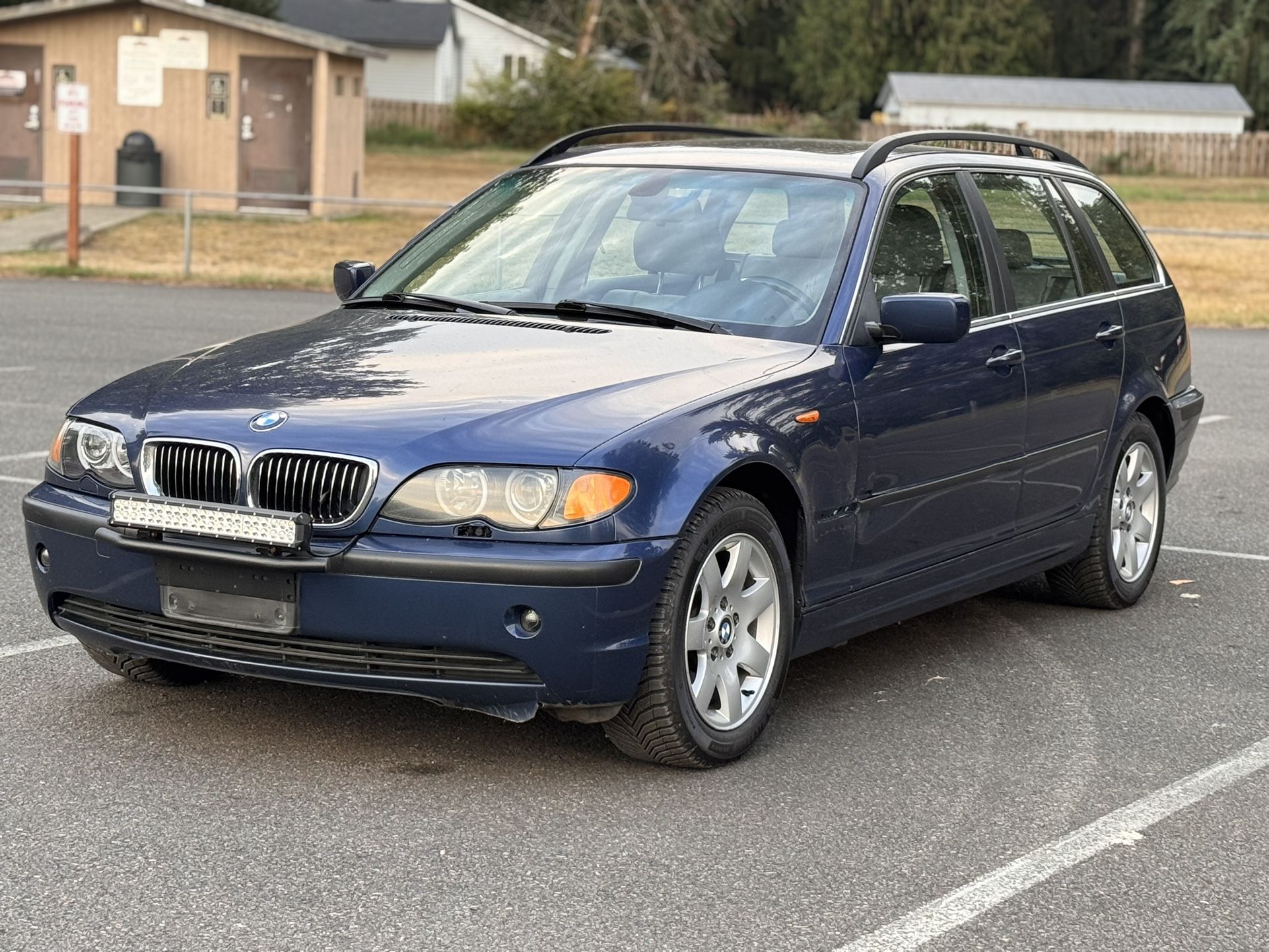2003 BMW 325xi
