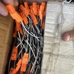 300 Pack Electrical Light Disconnectors