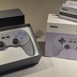8BitDo SN30 Pro+ Bluetooth Gamepad - SN Edition (Complete in Box)