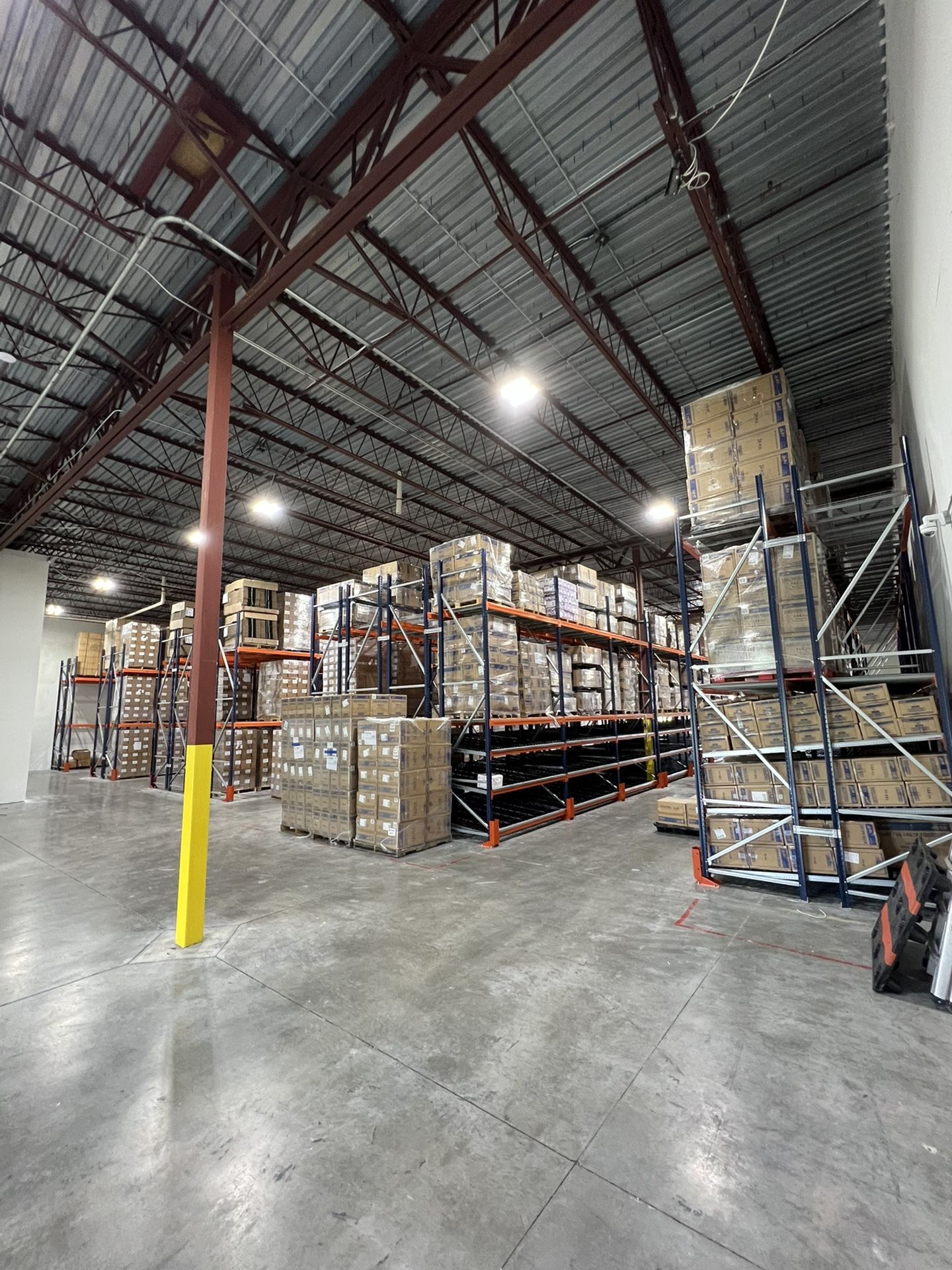 Pallet Racks Beams Uprights Wire Decks Delivery Forklifts Install