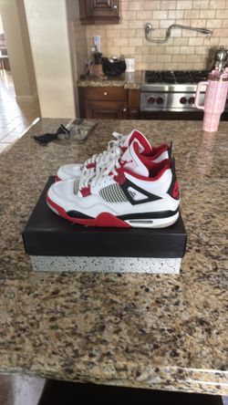 Nike jordan 4 fire red