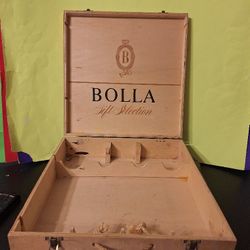 13-1/2"×13-1/2 Wood Crate Wine Box-$15.00