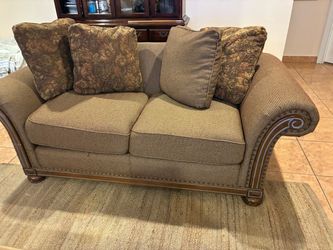 Love Seat!