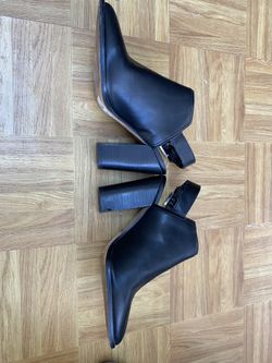 Black heeled booties Size 6.5