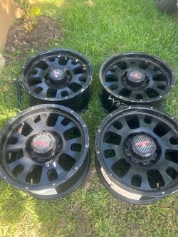 Set. Of.  Wheeled    In. Great. Condition