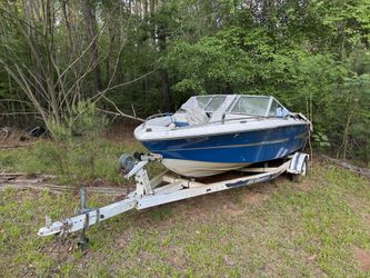19ft Ski Boat