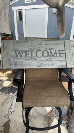 Welcome sign