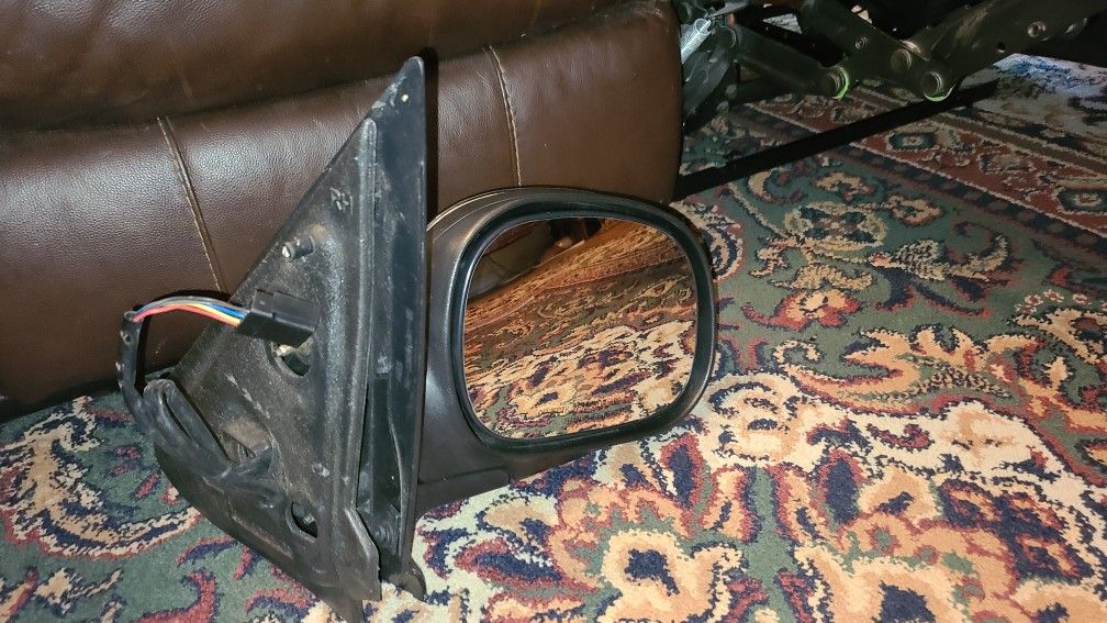 New Ford Expedition Heated Power Mirror With Chrome Cap