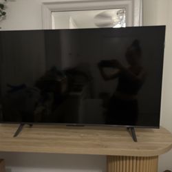 TCL 43" Q CLASS 4K UHD HDR QLED SMART TV WITH GOOGLE TV – 43Q651G