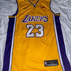 Mens Medium Jersey! Only Worn Once