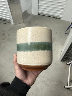 Ceramic Plant Pots/ Vases 25