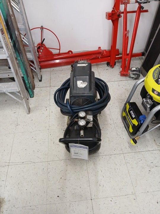 Central Pneumatic Compressor 