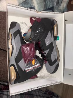 Air Jordan 6 Retro “Bordeaux”  Sz 11