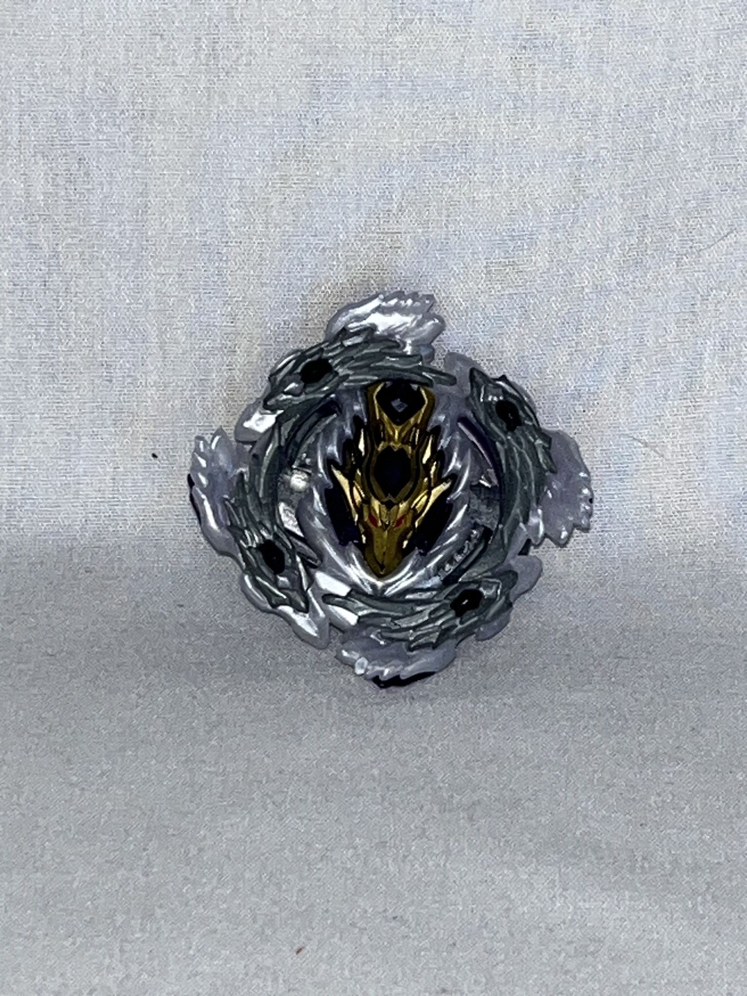BLOODY LONGINUS / BRUTAL LUINOR BEYBLADE