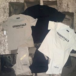 ESSENTIAL SHIRTS & SHORTS((FREE ITEMS WITH PURCHASE