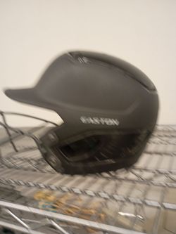 Easton Ghost Helmit