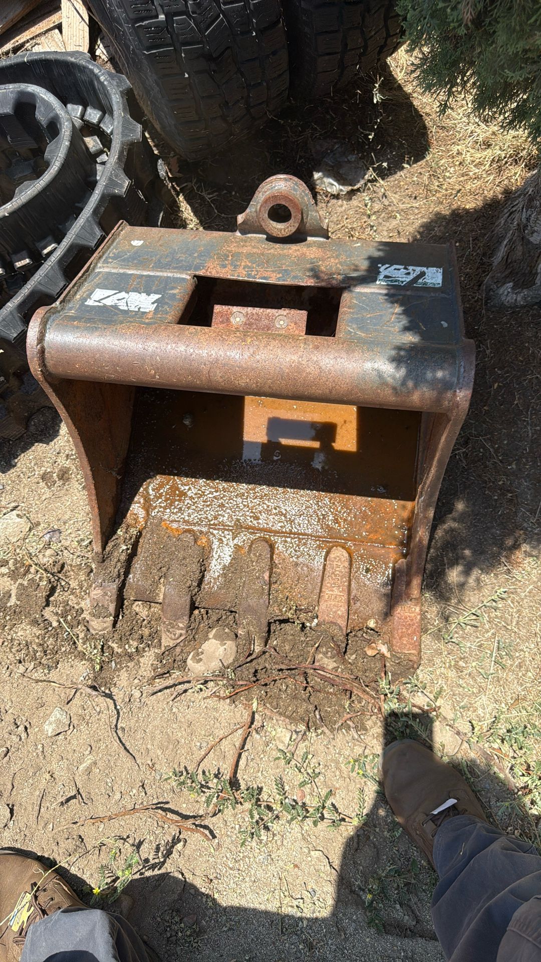 24” Excavator Bucket – HDM30-24 XLS – Mid-Size Case/Kubota/Bobcat