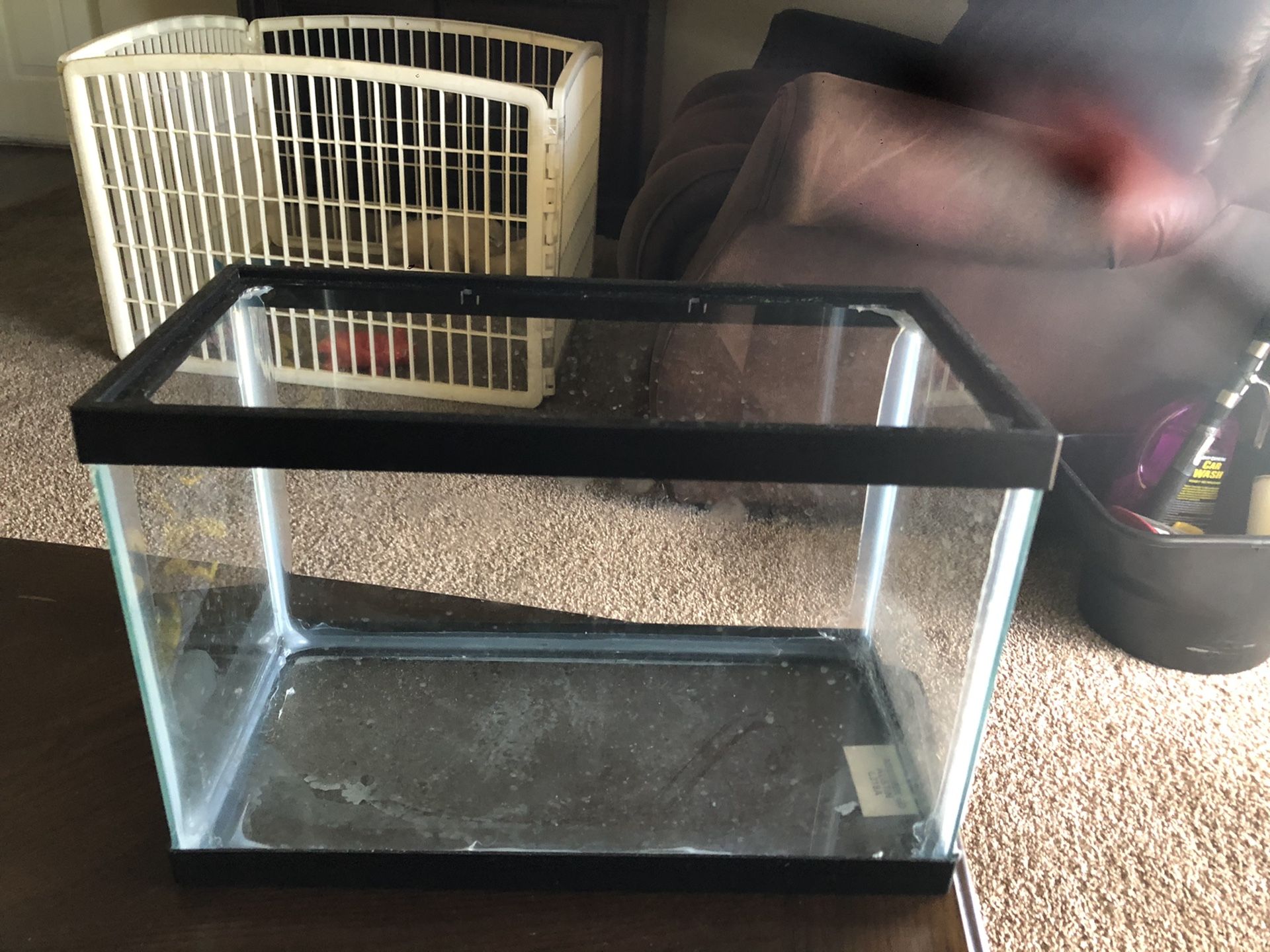 Small reptile or fish tank...used once!