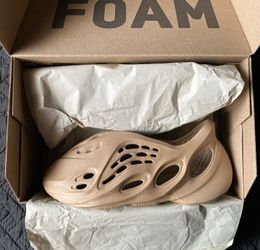Yeezy Foam Runner “Ochre”