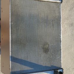 Radiator for 2011 Infiniti G37