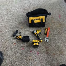 12 Volt Dewalt Brushless Impact Kit