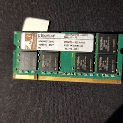 Kingston DDR2 SO-DIMM 2 of 1gb each Total 2gb
