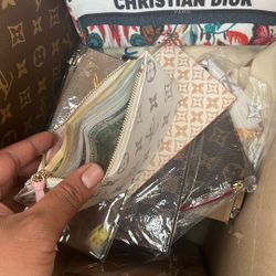 Women’s wallets 