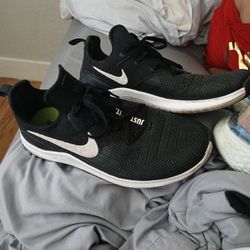Nike Free Running Shoes 8.5