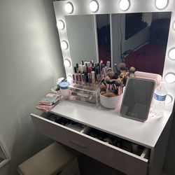 Makeup Vanity