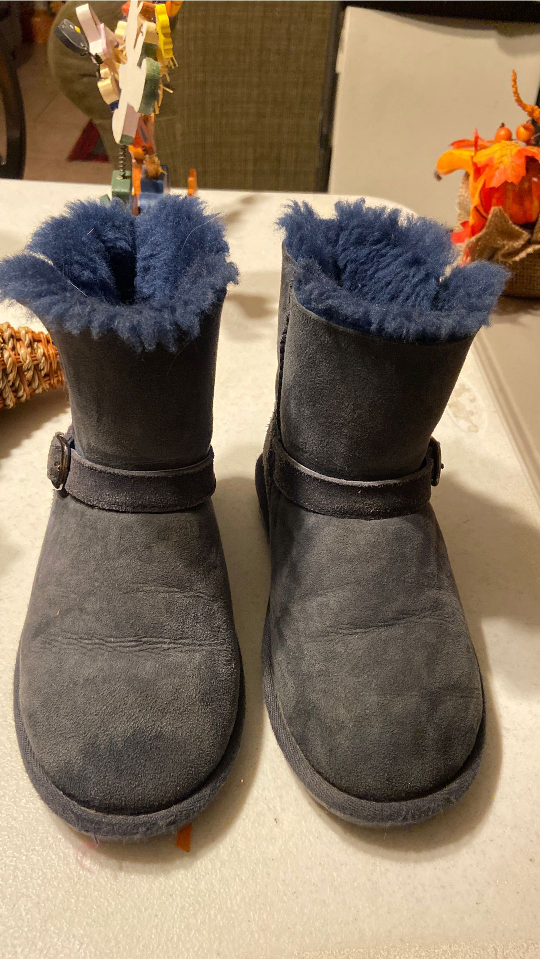 Girl boots size 12