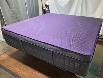 Purple Rejuvenate Ultimate 2.0, King mattress, Like New, Perfect Condition