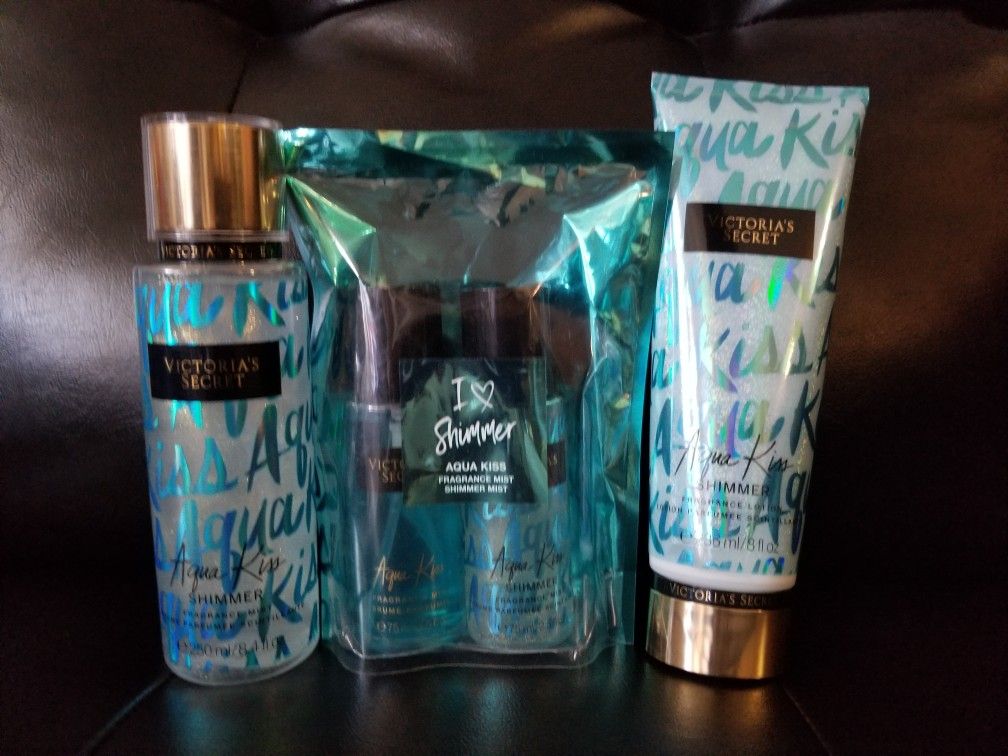 VS Aqua Kiss Shimmer mist lotion