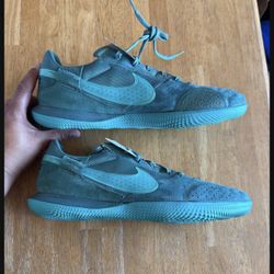 New Nike Streetgato IC Indoor Court Soccer Shoes Deep Jungle Men’s 11.5