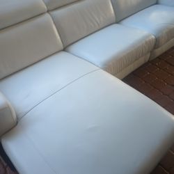 SECTIONAL GENUINE LEATHER RECLINER ELECTRIC WHITE COLOR.. DELIVERY SERVICE AVAILABLE 💥🚚💥