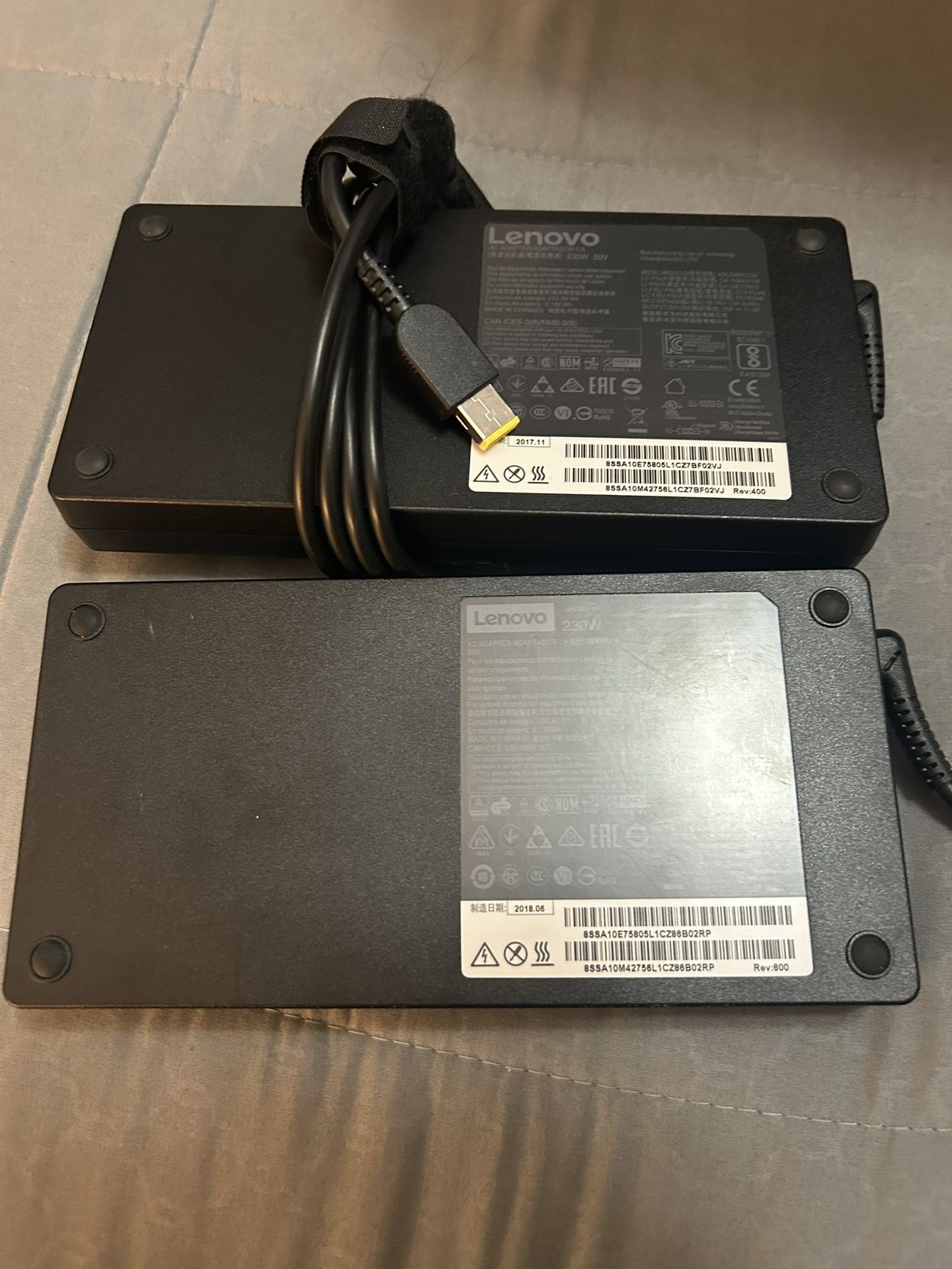 Lenovo Charger π 230W