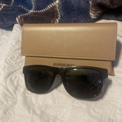 BURBERRY GLASSES