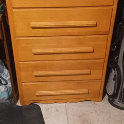 Kroll Juvenile/small space 50's Wooden Dresser $250obo