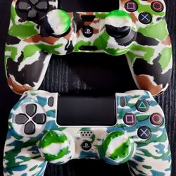 Custom PS4 Controllers 