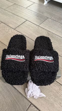 BLACK BALENCIAGA (PRICE NEGOTIABLE