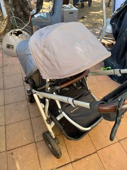 Uppababy v2 stroller set