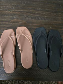 Crocs Miami Flip Flops