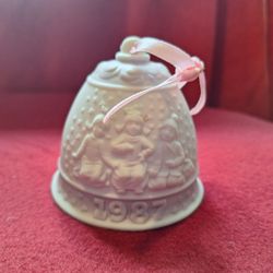 Lladro 1987 Christmas Bell PRICE REDUCED!!!!